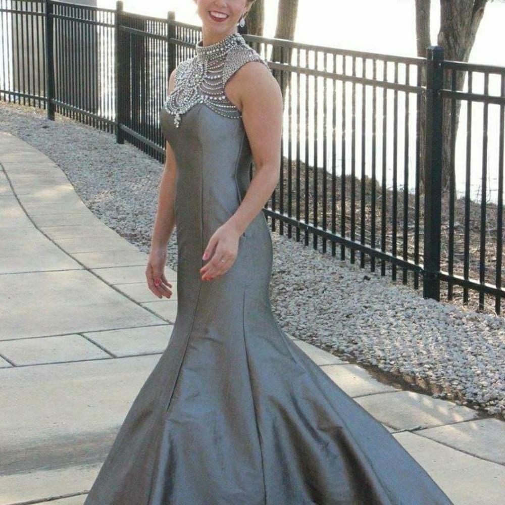 Rachel Allen prom dress.